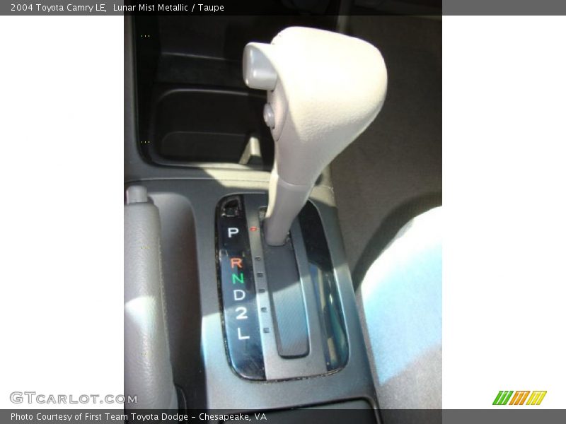 Lunar Mist Metallic / Taupe 2004 Toyota Camry LE