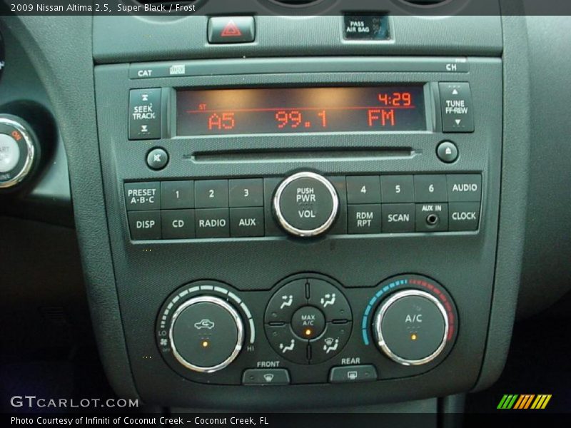 Super Black / Frost 2009 Nissan Altima 2.5
