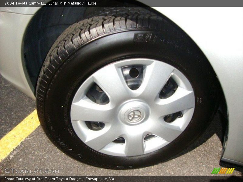 Lunar Mist Metallic / Taupe 2004 Toyota Camry LE