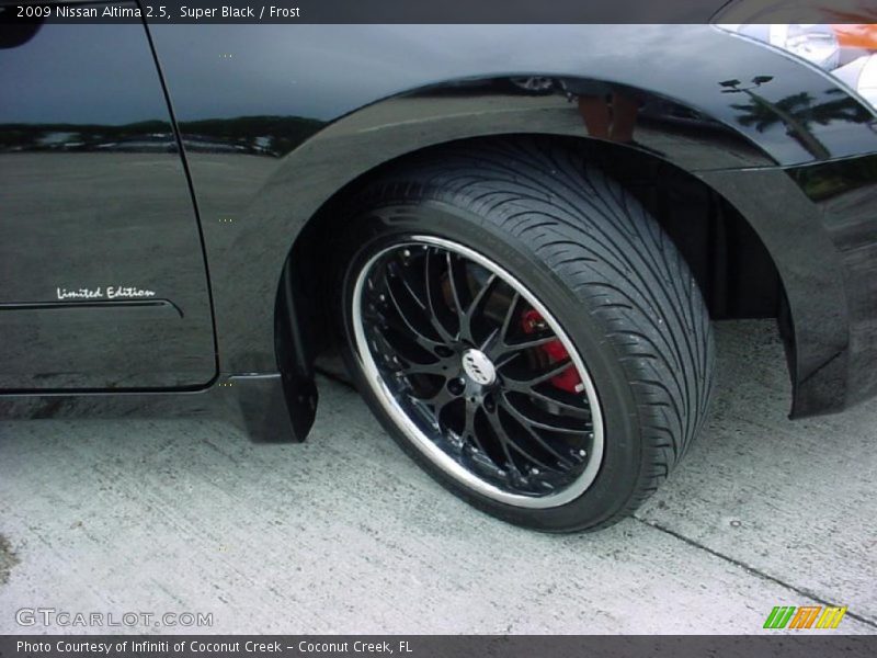 Super Black / Frost 2009 Nissan Altima 2.5