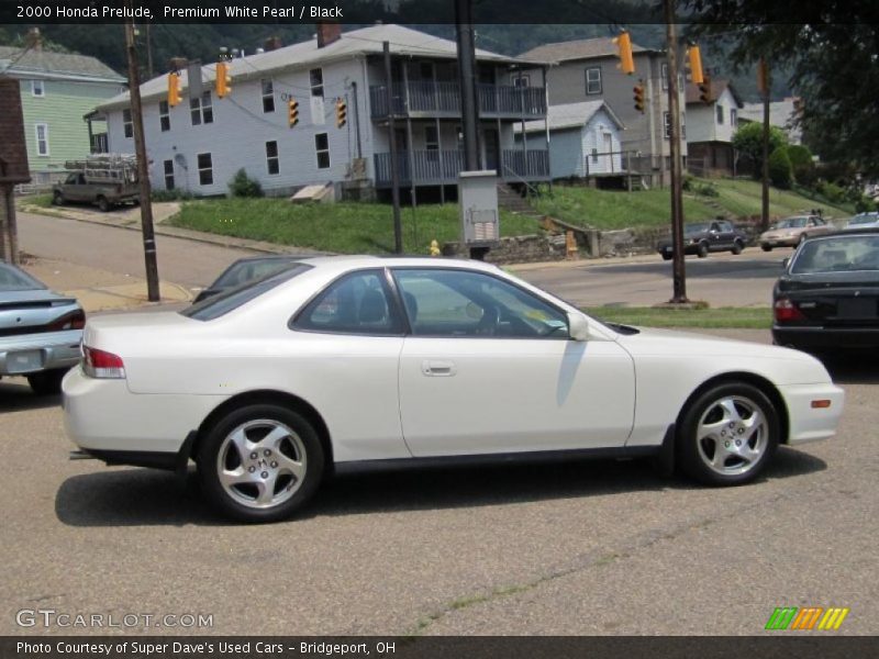 Premium White Pearl / Black 2000 Honda Prelude