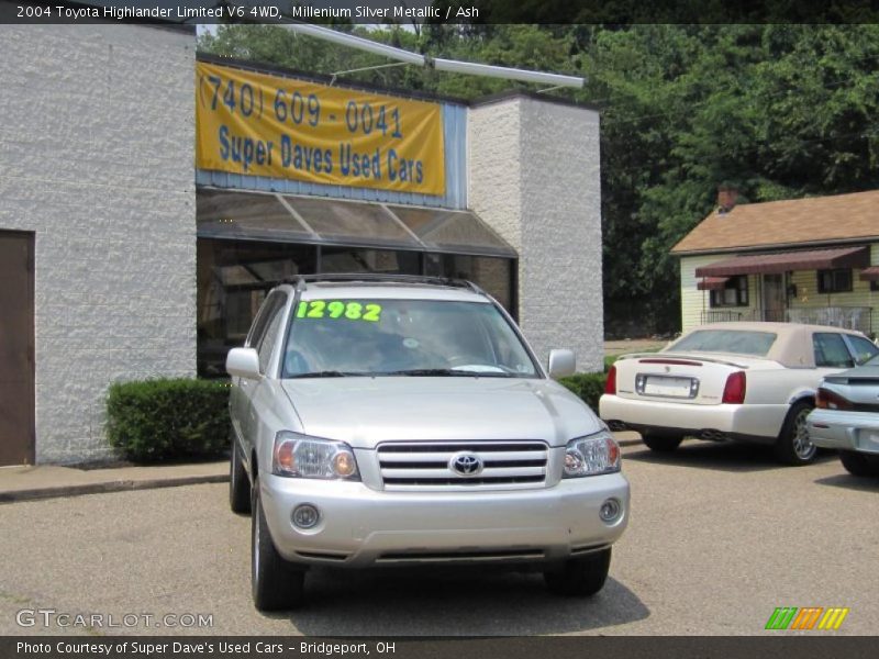Millenium Silver Metallic / Ash 2004 Toyota Highlander Limited V6 4WD