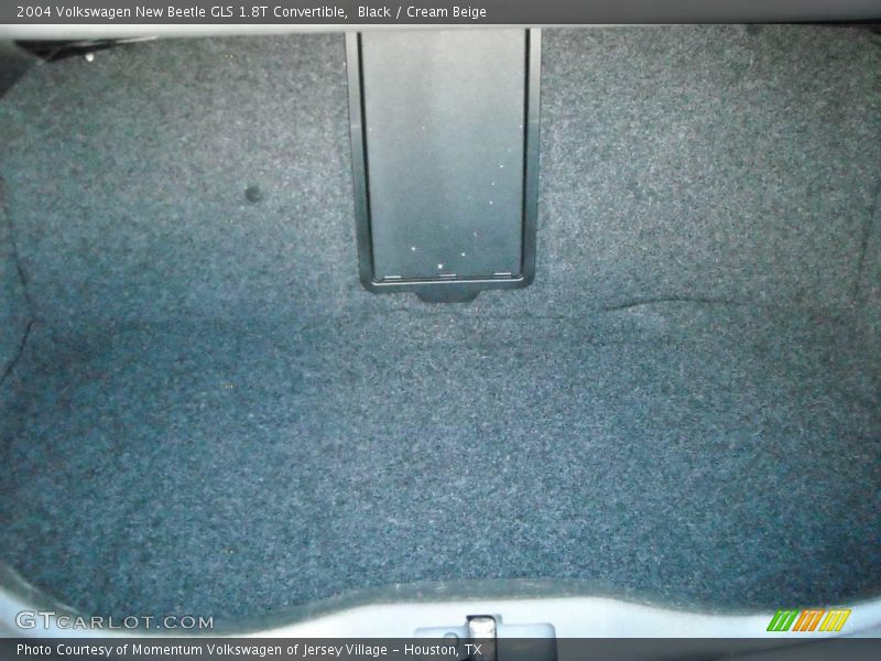 Black / Cream Beige 2004 Volkswagen New Beetle GLS 1.8T Convertible