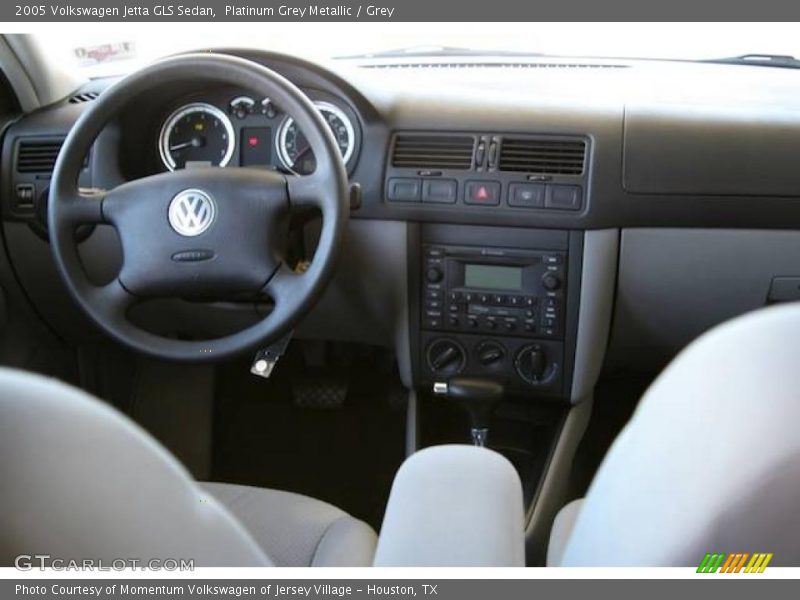 Platinum Grey Metallic / Grey 2005 Volkswagen Jetta GLS Sedan