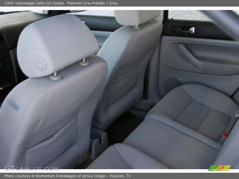 Platinum Grey Metallic / Grey 2005 Volkswagen Jetta GLS Sedan