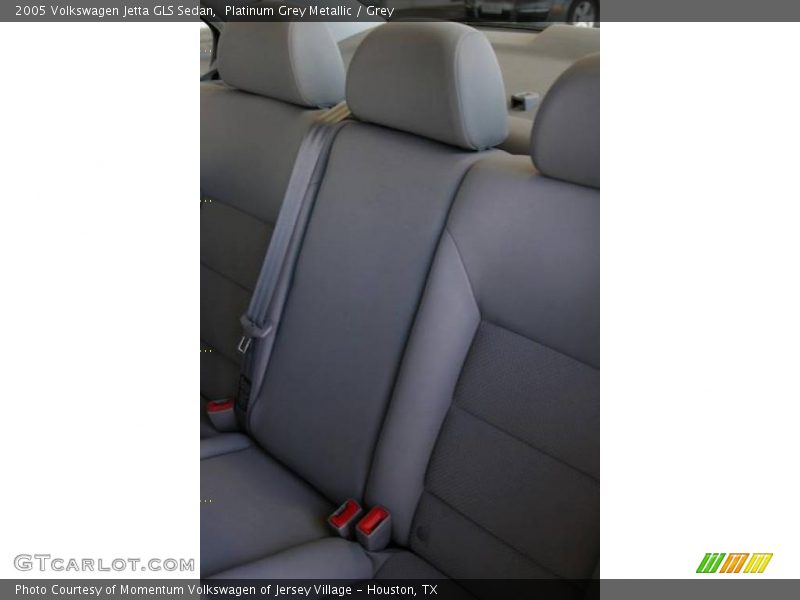 Platinum Grey Metallic / Grey 2005 Volkswagen Jetta GLS Sedan