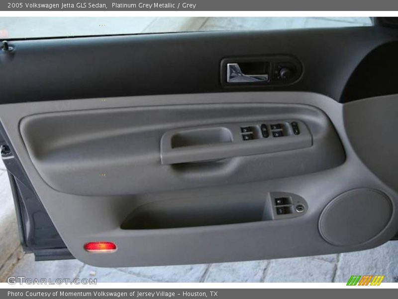 Platinum Grey Metallic / Grey 2005 Volkswagen Jetta GLS Sedan
