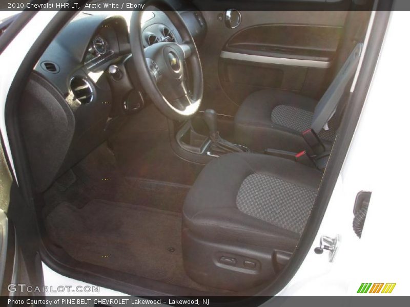 Arctic White / Ebony 2010 Chevrolet HHR LT