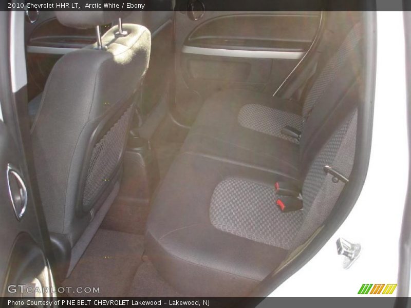 Arctic White / Ebony 2010 Chevrolet HHR LT