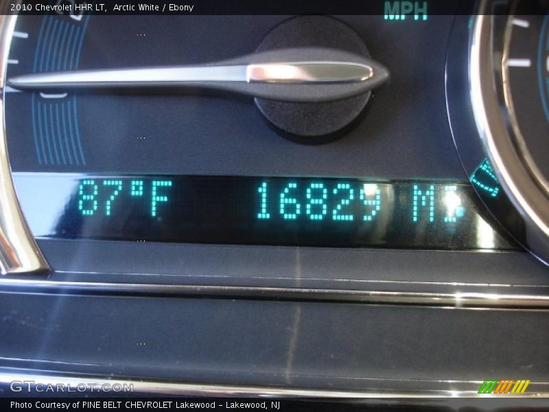 Arctic White / Ebony 2010 Chevrolet HHR LT