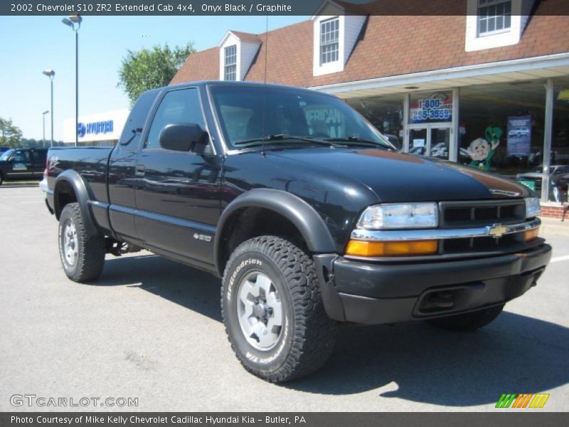Onyx Black / Graphite 2002 Chevrolet S10 ZR2 Extended Cab 4x4