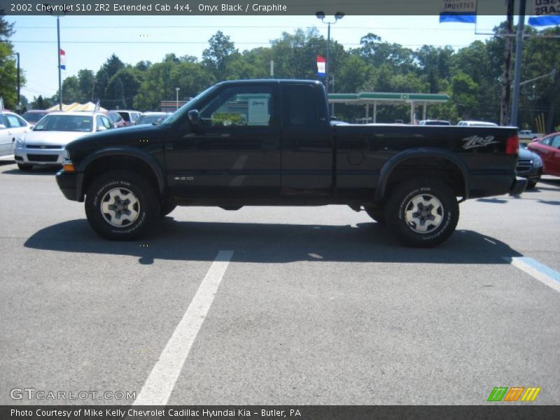 Onyx Black / Graphite 2002 Chevrolet S10 ZR2 Extended Cab 4x4