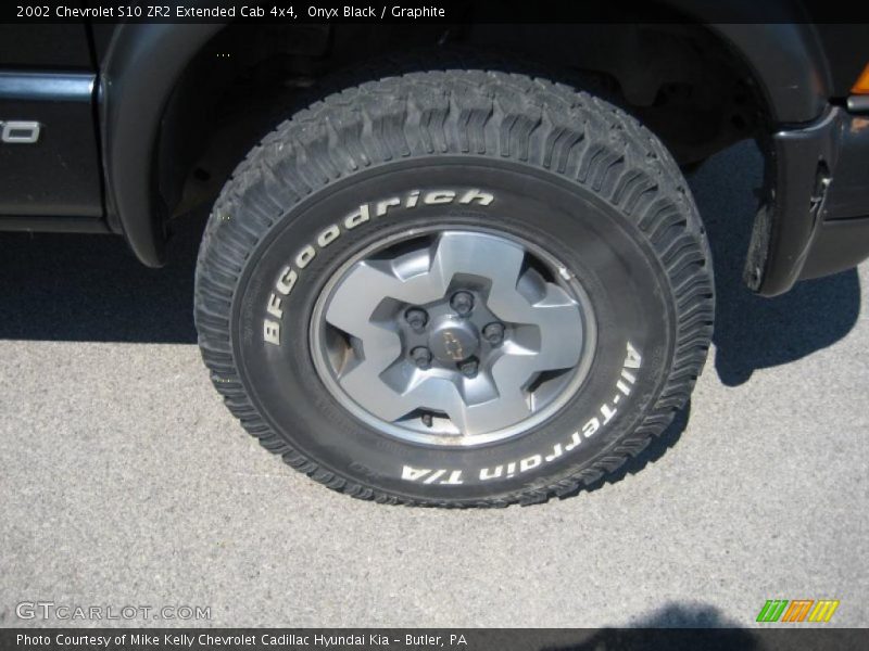Onyx Black / Graphite 2002 Chevrolet S10 ZR2 Extended Cab 4x4