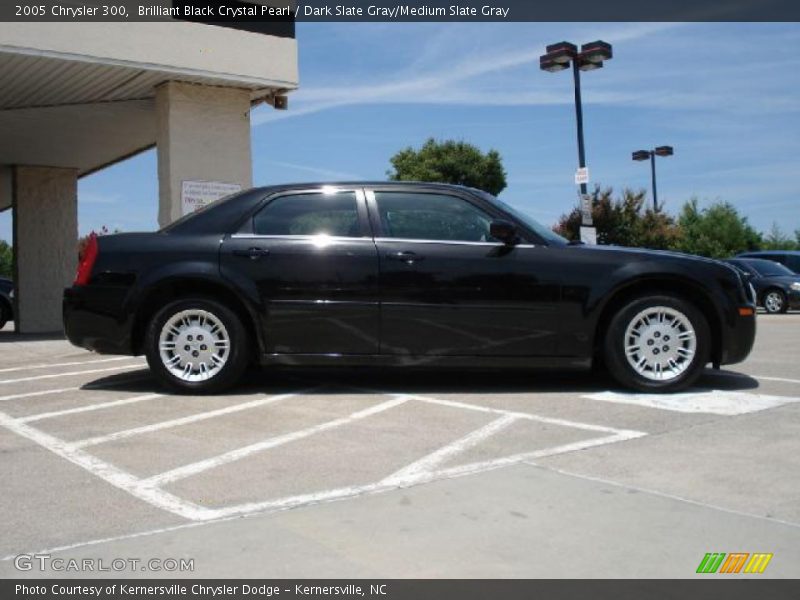 Brilliant Black Crystal Pearl / Dark Slate Gray/Medium Slate Gray 2005 Chrysler 300
