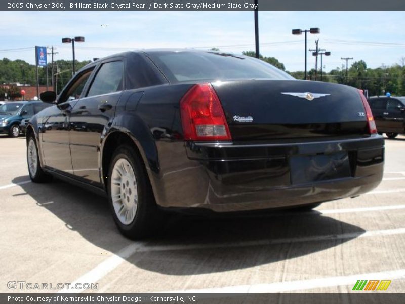 Brilliant Black Crystal Pearl / Dark Slate Gray/Medium Slate Gray 2005 Chrysler 300