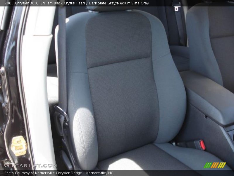 Brilliant Black Crystal Pearl / Dark Slate Gray/Medium Slate Gray 2005 Chrysler 300