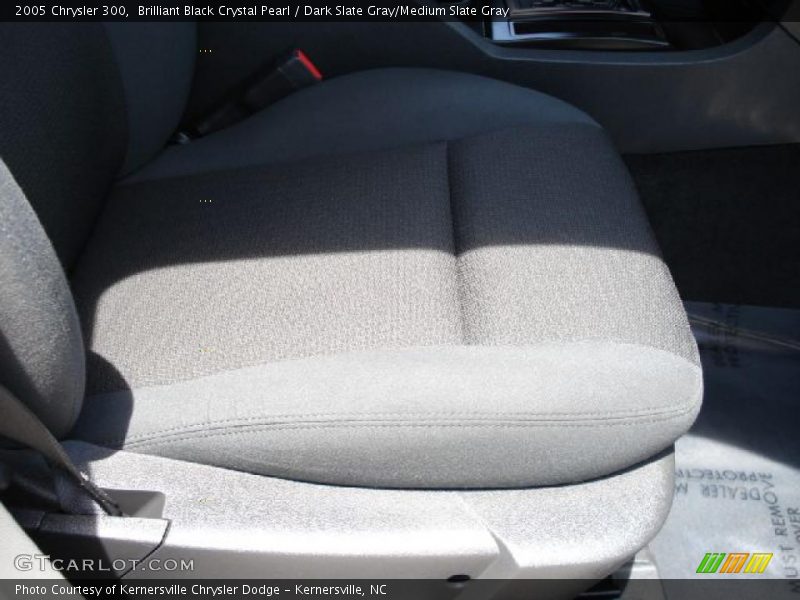 Brilliant Black Crystal Pearl / Dark Slate Gray/Medium Slate Gray 2005 Chrysler 300
