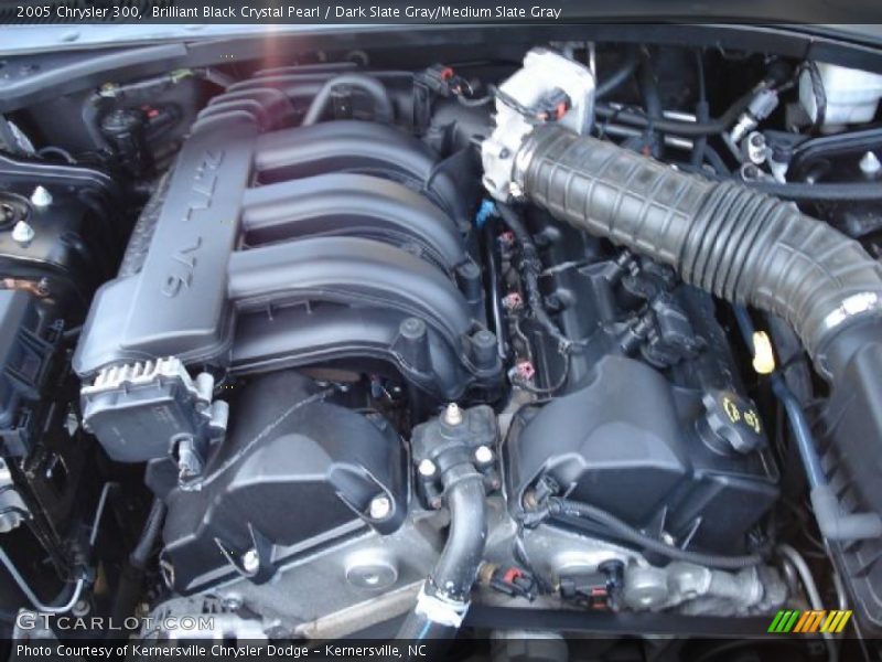 Brilliant Black Crystal Pearl / Dark Slate Gray/Medium Slate Gray 2005 Chrysler 300