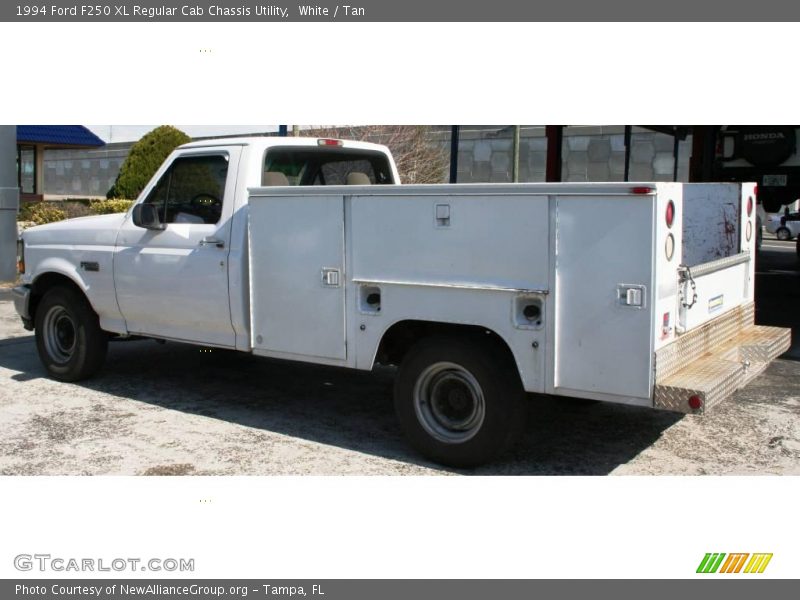 White / Tan 1994 Ford F250 XL Regular Cab Chassis Utility