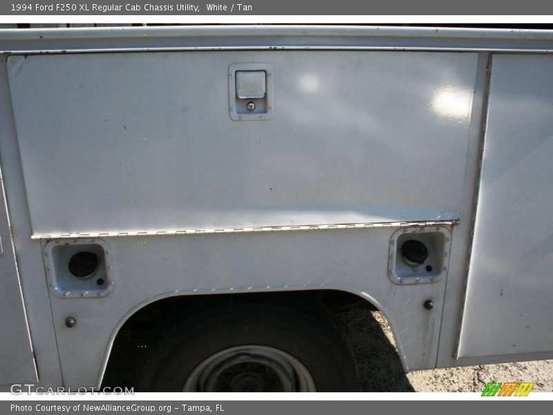 White / Tan 1994 Ford F250 XL Regular Cab Chassis Utility