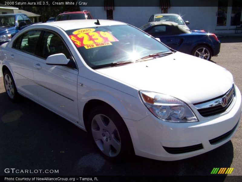 Cream White / Gray 2008 Saturn Aura XE 3.5