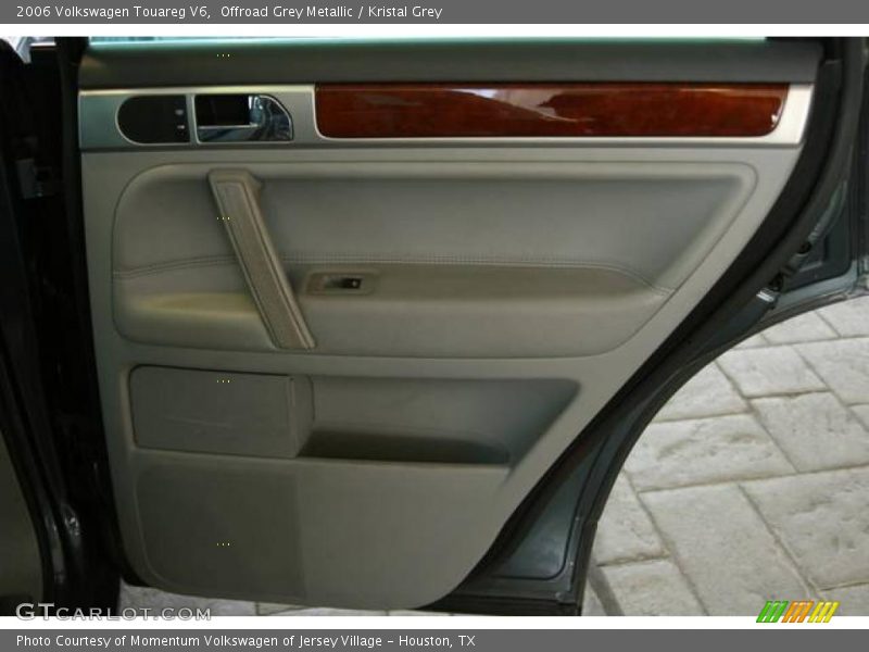 Offroad Grey Metallic / Kristal Grey 2006 Volkswagen Touareg V6