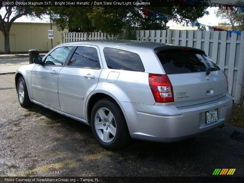 Bright Silver Metallic / Dark Slate Gray/Light Graystone 2005 Dodge Magnum SXT