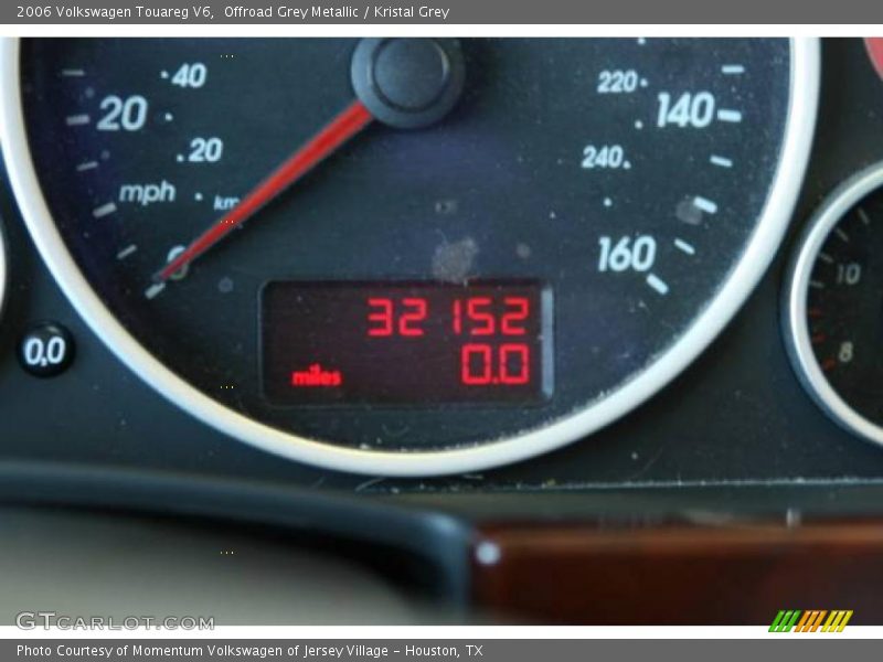 Offroad Grey Metallic / Kristal Grey 2006 Volkswagen Touareg V6
