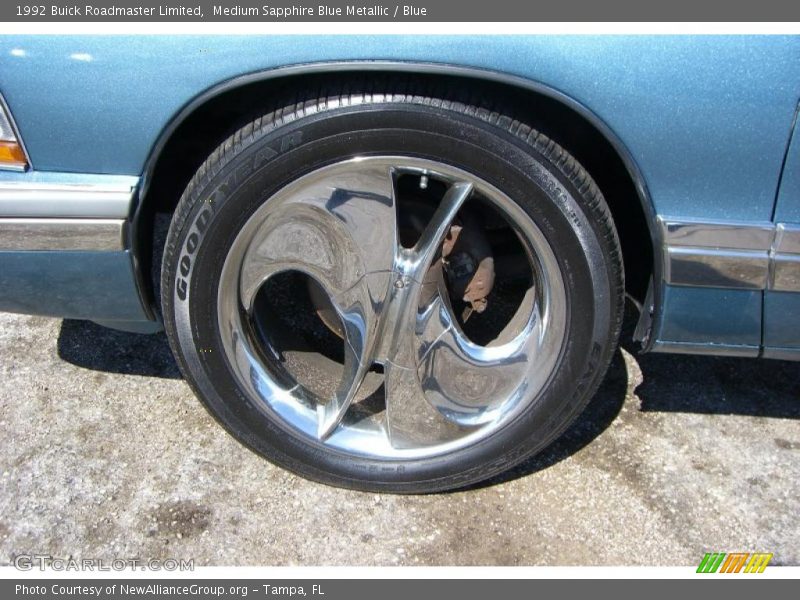 Medium Sapphire Blue Metallic / Blue 1992 Buick Roadmaster Limited