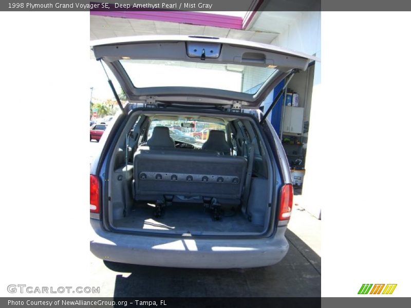 Deep Amethyst Pearl / Mist Gray 1998 Plymouth Grand Voyager SE