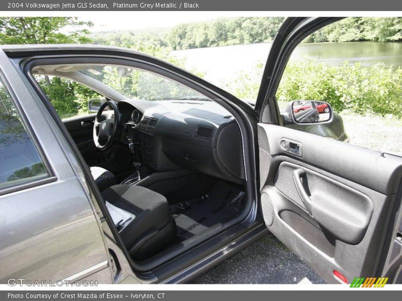 Platinum Grey Metallic / Black 2004 Volkswagen Jetta GLS Sedan