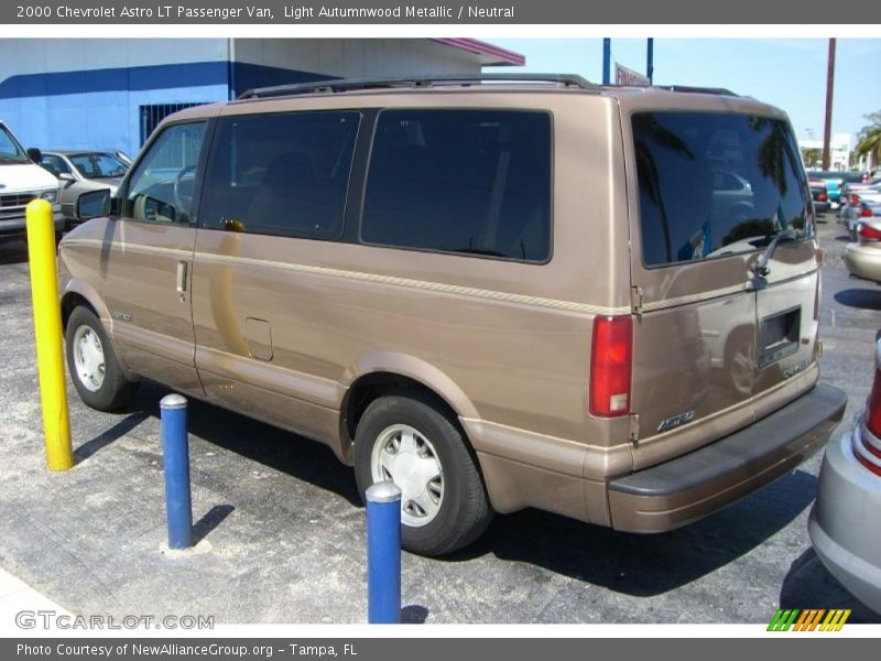Light Autumnwood Metallic / Neutral 2000 Chevrolet Astro LT Passenger Van