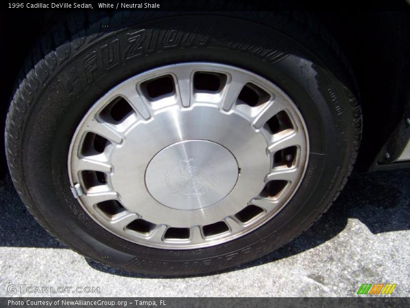 White / Neutral Shale 1996 Cadillac DeVille Sedan