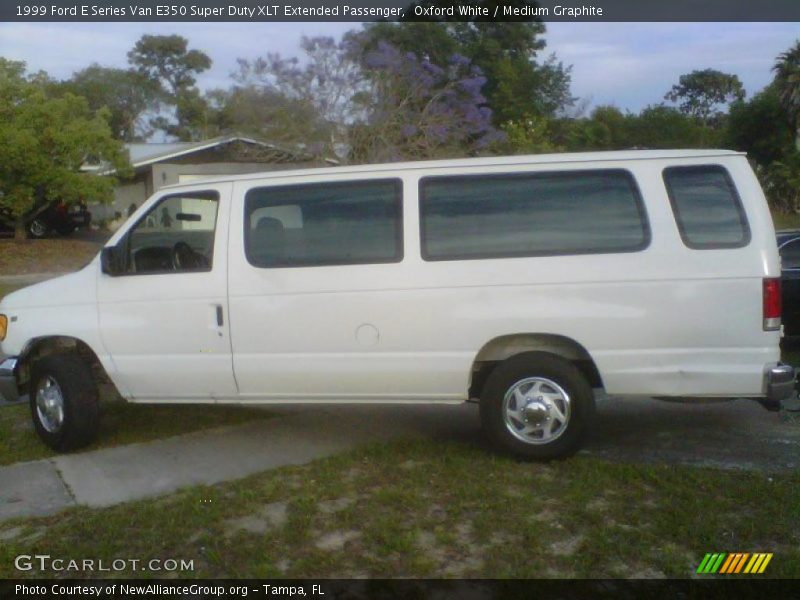 Oxford White / Medium Graphite 1999 Ford E Series Van E350 Super Duty XLT Extended Passenger