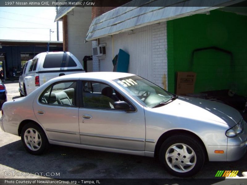 Platinum Metallic / Gray 1997 Nissan Altima GXE