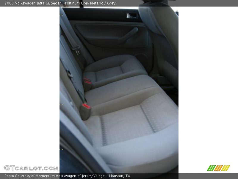 Platinum Grey Metallic / Grey 2005 Volkswagen Jetta GL Sedan
