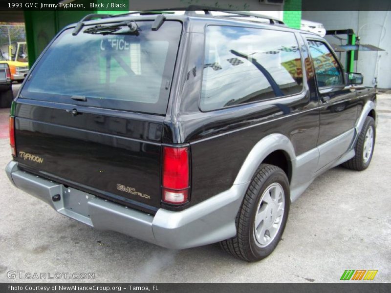 Black / Black 1993 GMC Jimmy Typhoon