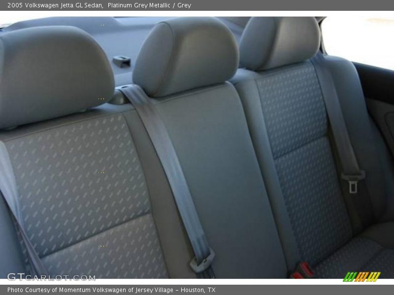 Platinum Grey Metallic / Grey 2005 Volkswagen Jetta GL Sedan