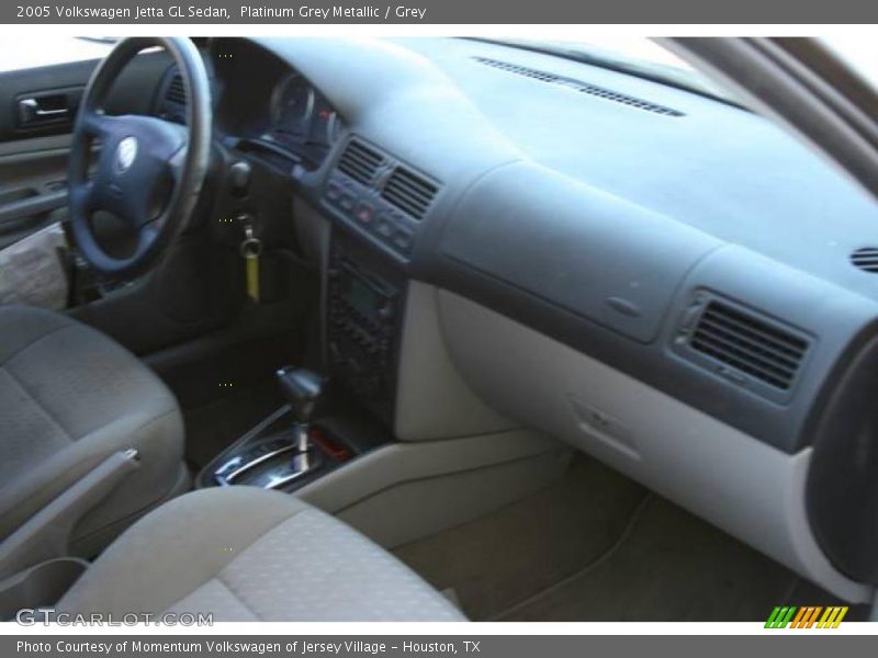 Platinum Grey Metallic / Grey 2005 Volkswagen Jetta GL Sedan