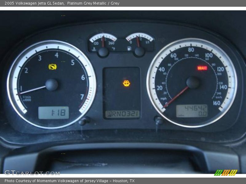 Platinum Grey Metallic / Grey 2005 Volkswagen Jetta GL Sedan
