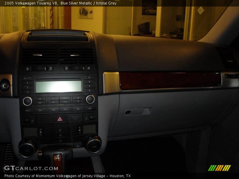 Blue Silver Metallic / Kristal Grey 2005 Volkswagen Touareg V8