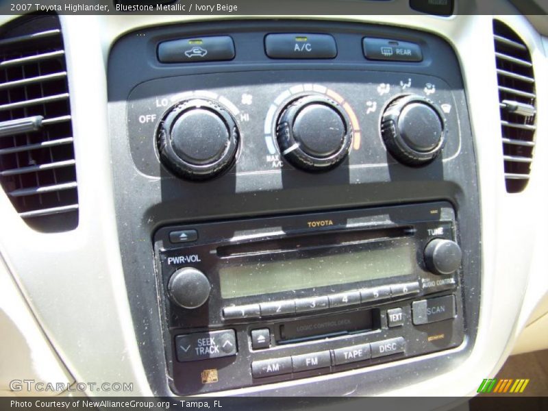 Bluestone Metallic / Ivory Beige 2007 Toyota Highlander