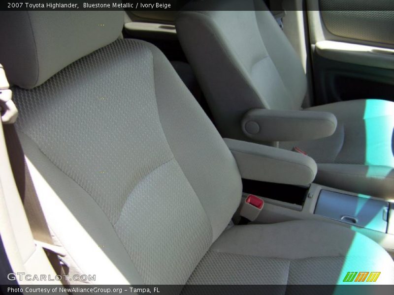 Bluestone Metallic / Ivory Beige 2007 Toyota Highlander