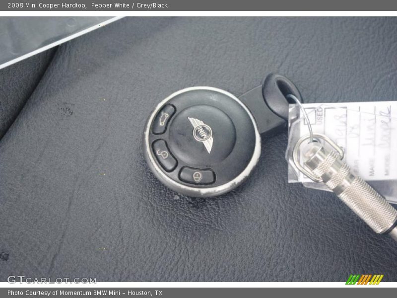 Pepper White / Grey/Black 2008 Mini Cooper Hardtop