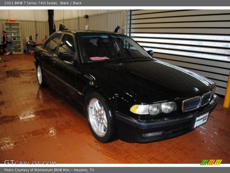 Black / Black 2001 BMW 7 Series 740i Sedan