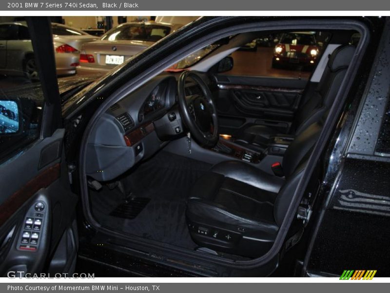 Black / Black 2001 BMW 7 Series 740i Sedan
