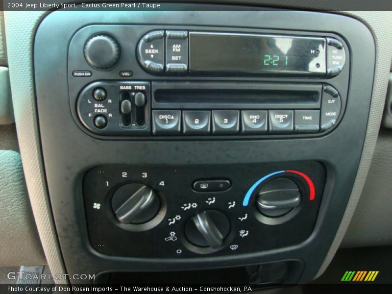 Cactus Green Pearl / Taupe 2004 Jeep Liberty Sport