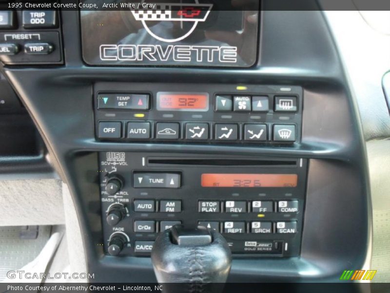 Arctic White / Gray 1995 Chevrolet Corvette Coupe