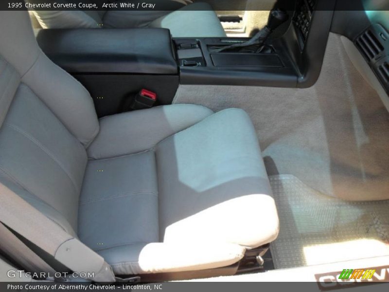 Arctic White / Gray 1995 Chevrolet Corvette Coupe
