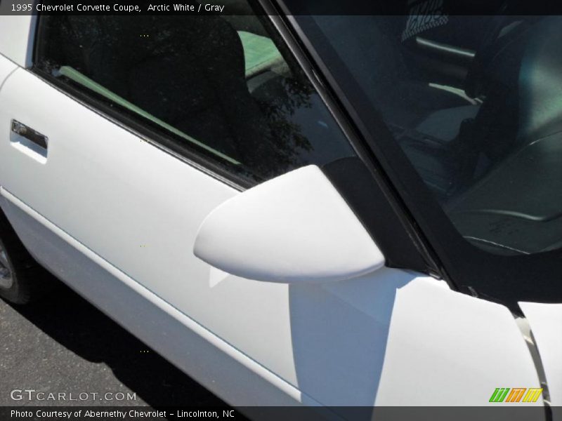 Arctic White / Gray 1995 Chevrolet Corvette Coupe